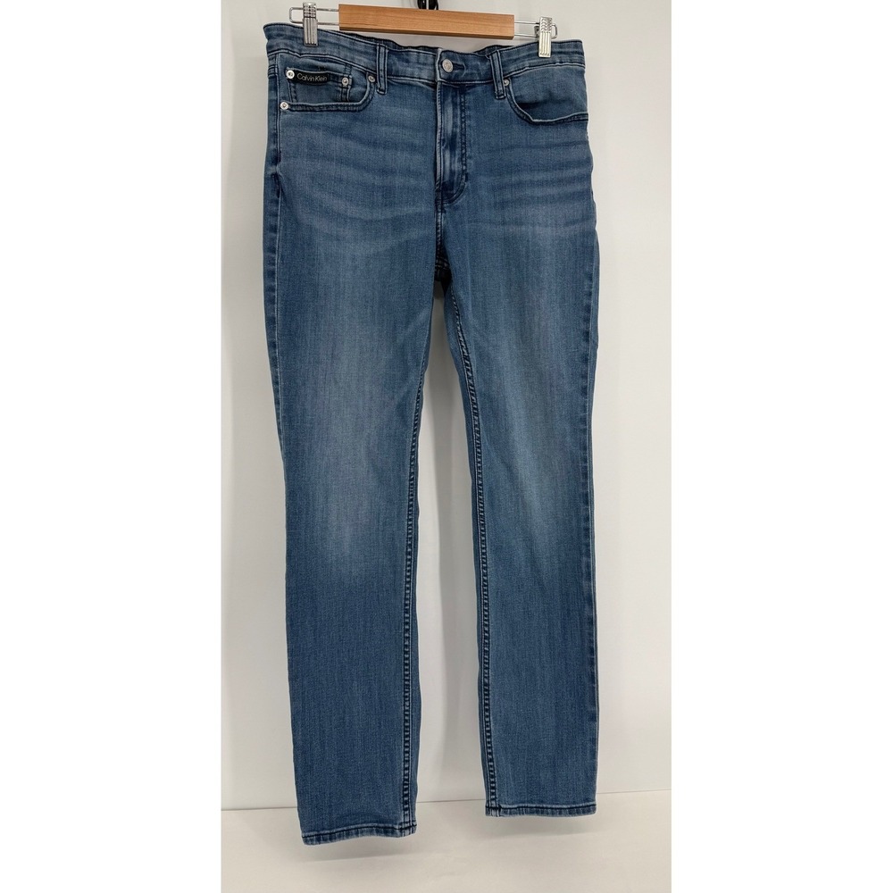 Calvin Klein Mens Straight Leg Jeans Medium Wash Blue Denim Stretch Sz 32x30